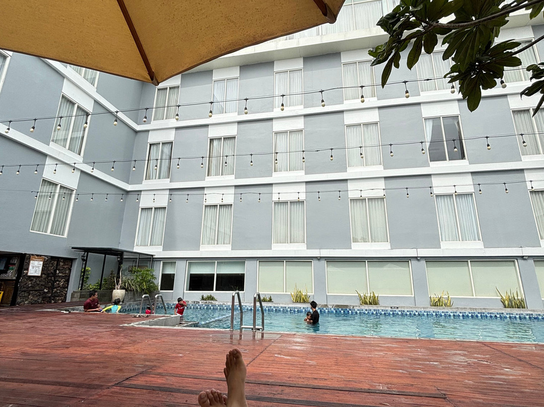 Ascent Premiere Hotel And Convention Pasuruan主图