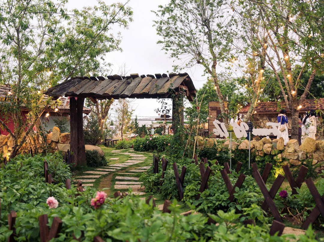 Trạm Ký Ức Cafe - The Memory Stop Dalat