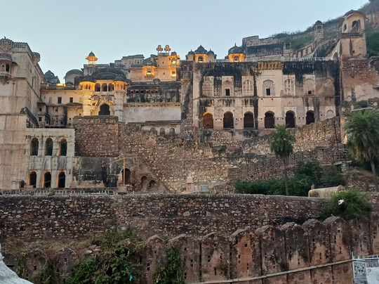 The Castle View Homestay主图