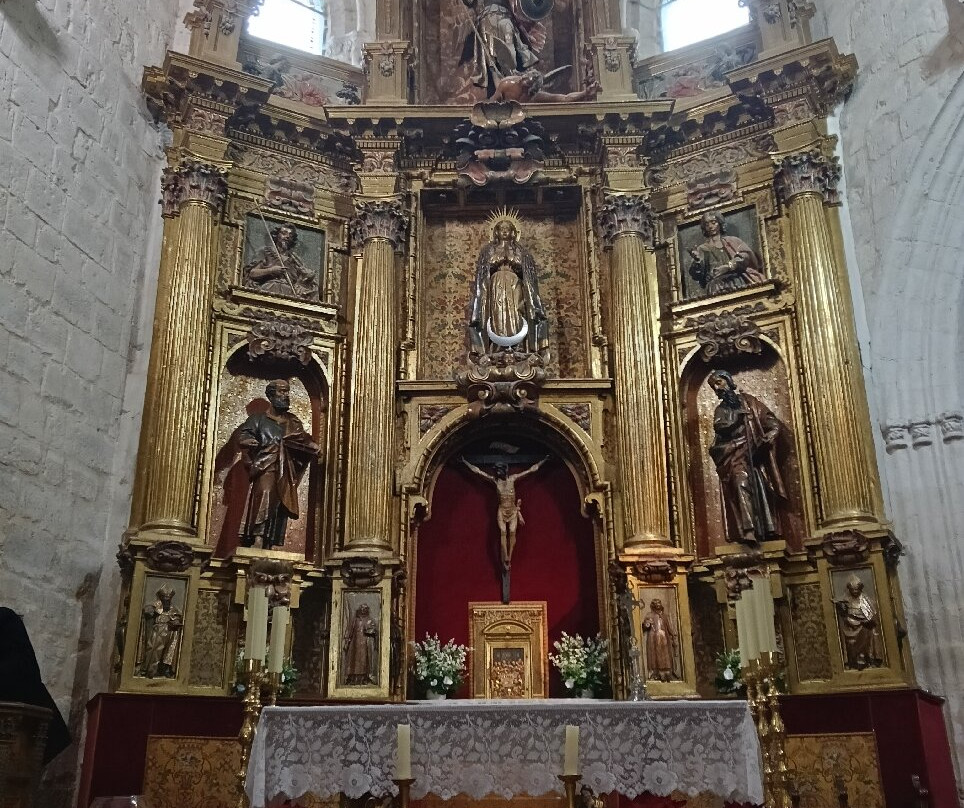 Colegiata de San Miguel-Ampudia必去景点