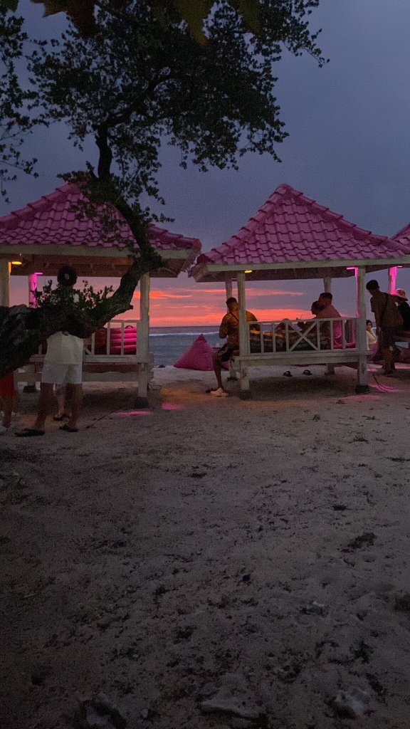 吉利特拉旺安粉红可可酒店-官方