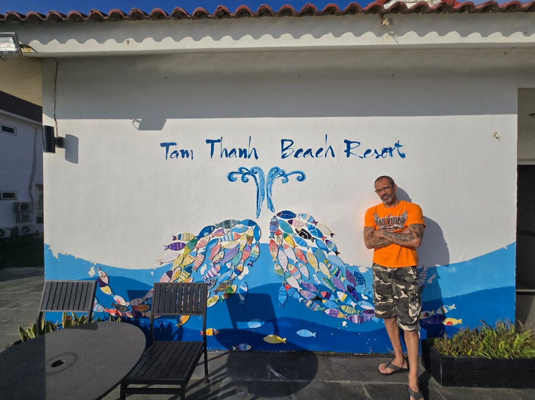 谭清水疗海滩度假村主图