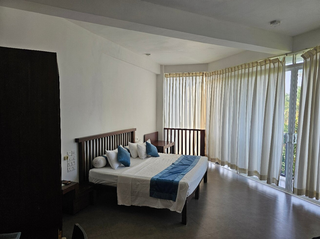 蓝鲸海滩精品度假村主图