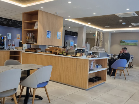 贝斯特韦斯特钟楼酒店主图