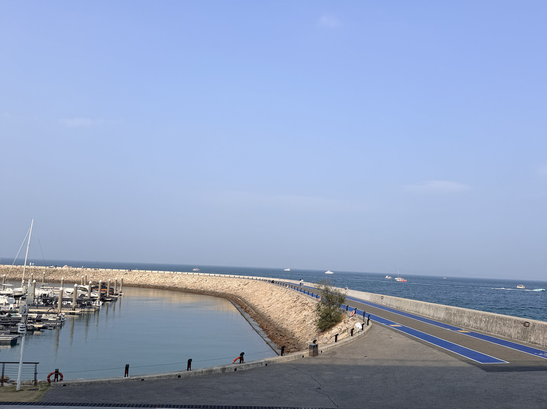 深圳浪骑瞻云度假酒店主图