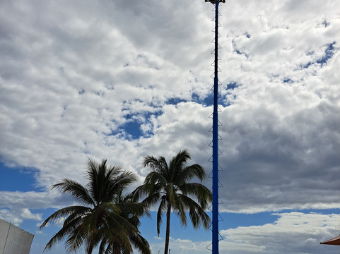 Parque Los Fundadores-普拉亚德尔卡曼必去景点