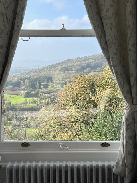 哈顿庭园酒店主图