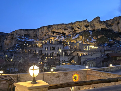 Solem洞穴套房主图