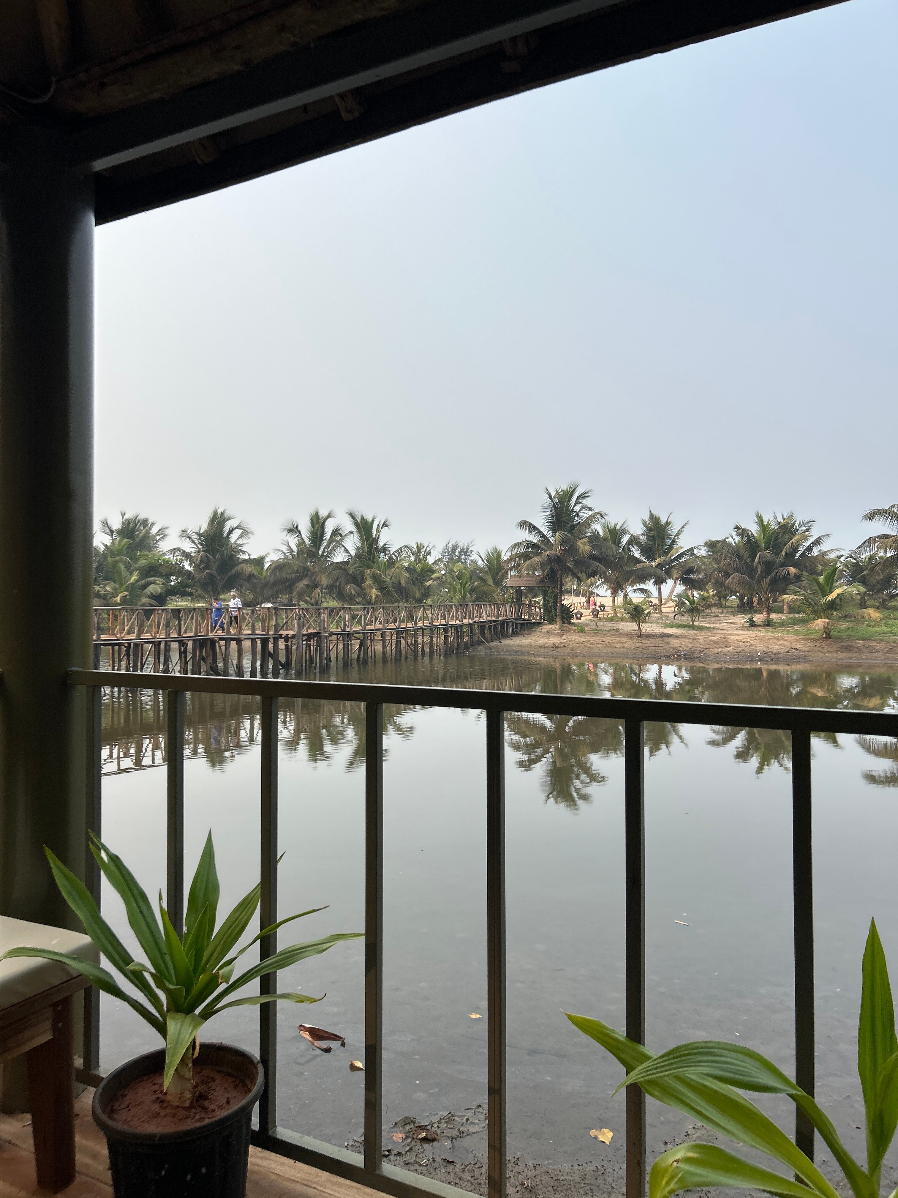 里瓦海滩度假村-官方