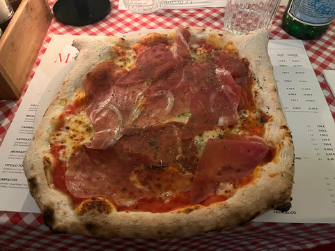 Mama Lucia Gastromiebetriebe GmbH & Co KG