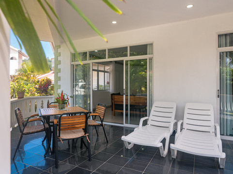 340度山景公寓主图