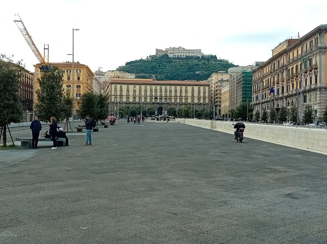 Piazza del Municipio-那不勒斯必去景点