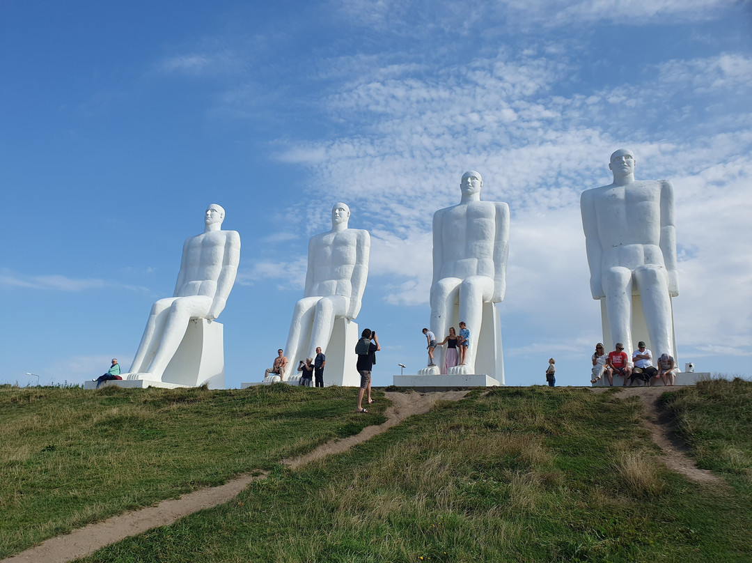 Mennesket ved havet-艾斯堡必去景点