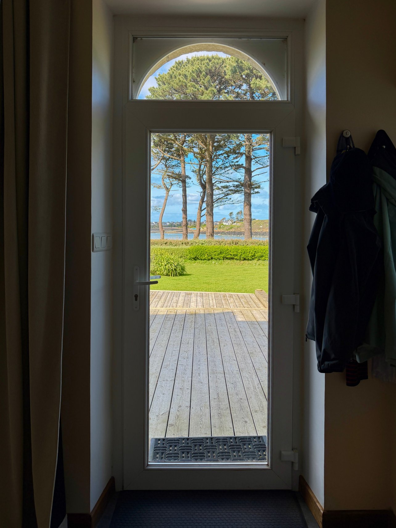 Les Chambres d'Amis-旅行者