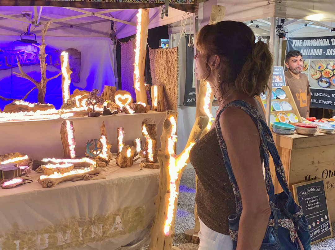 Mercadillo Las Dalias-Sant Carles de Peralta必去景点