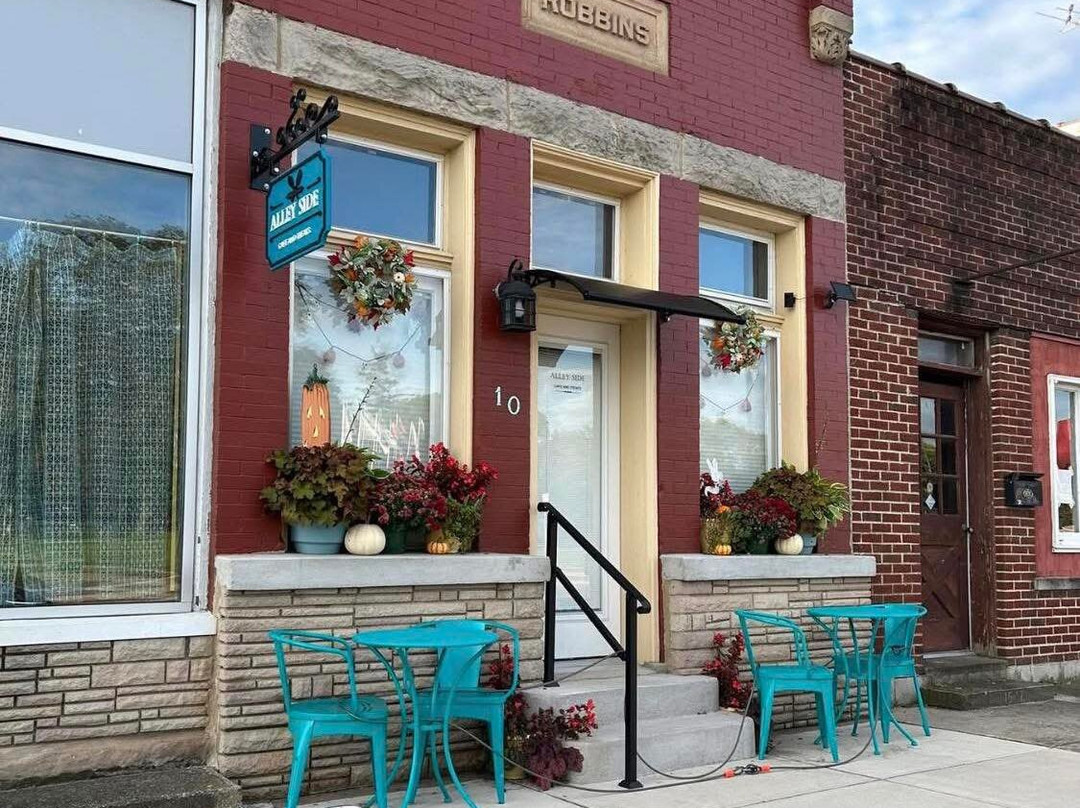 Alley Side Café and Treats