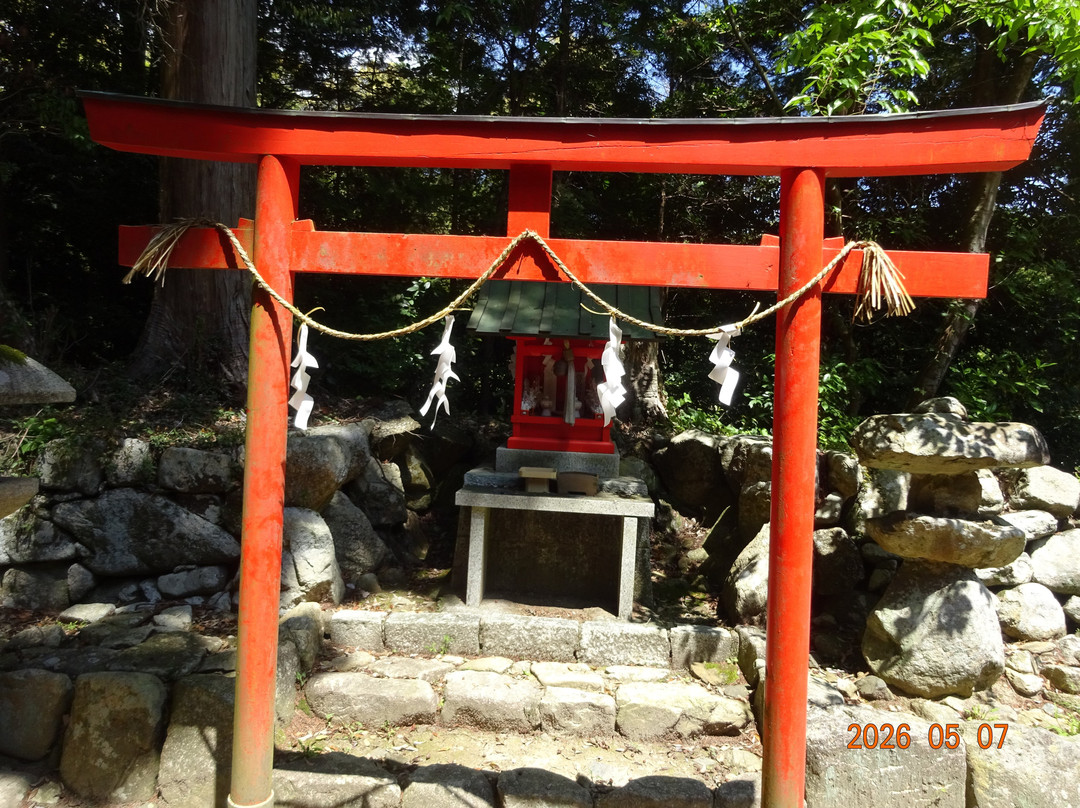 Toru Shrine-大津市必去景点