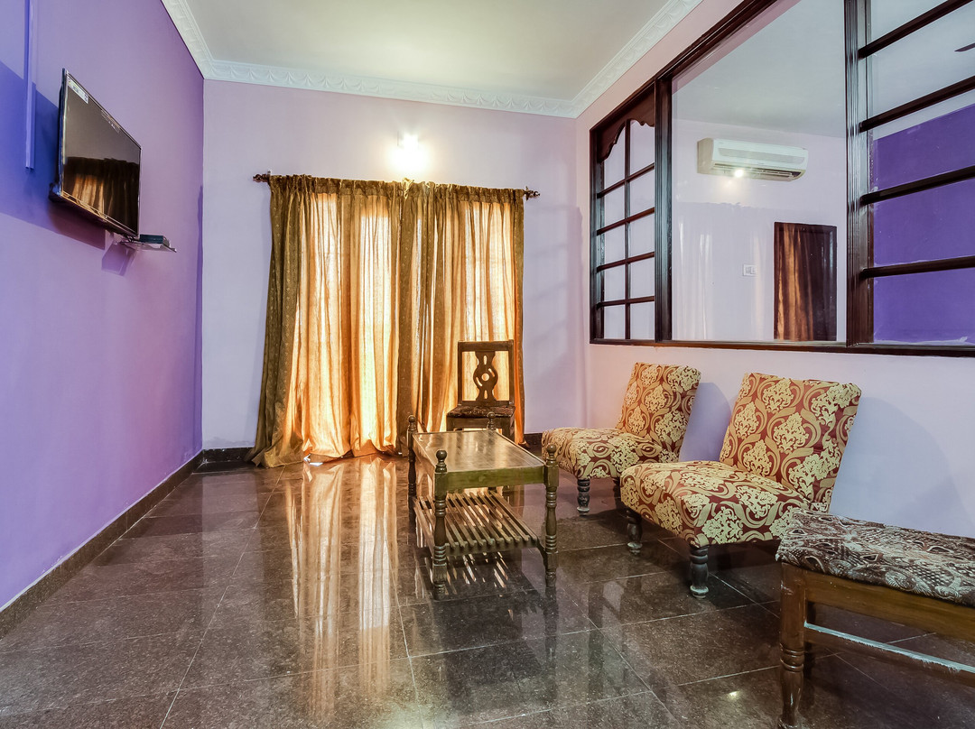 Hotel O Sree Saravanan Bhavan