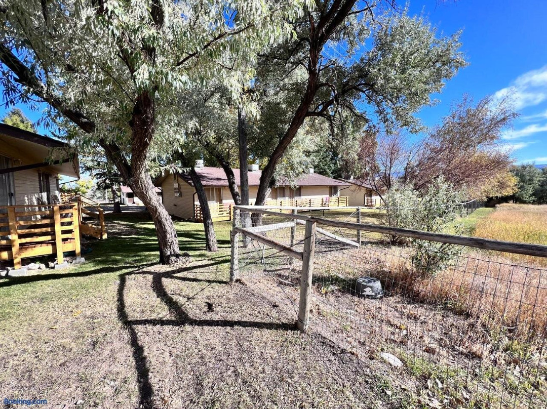Pinnacle Flaming Gorge LLC