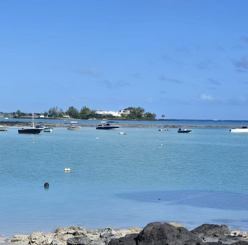 Bain Boeuf Public Beach-Bain Boeuf必去景点