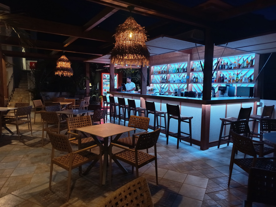 歌剧院酒店主图