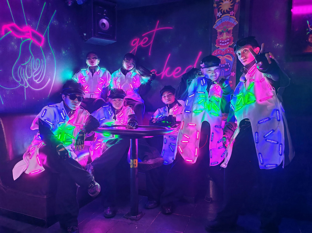 Neon Nights Bar Club-马卡蒂必去景点