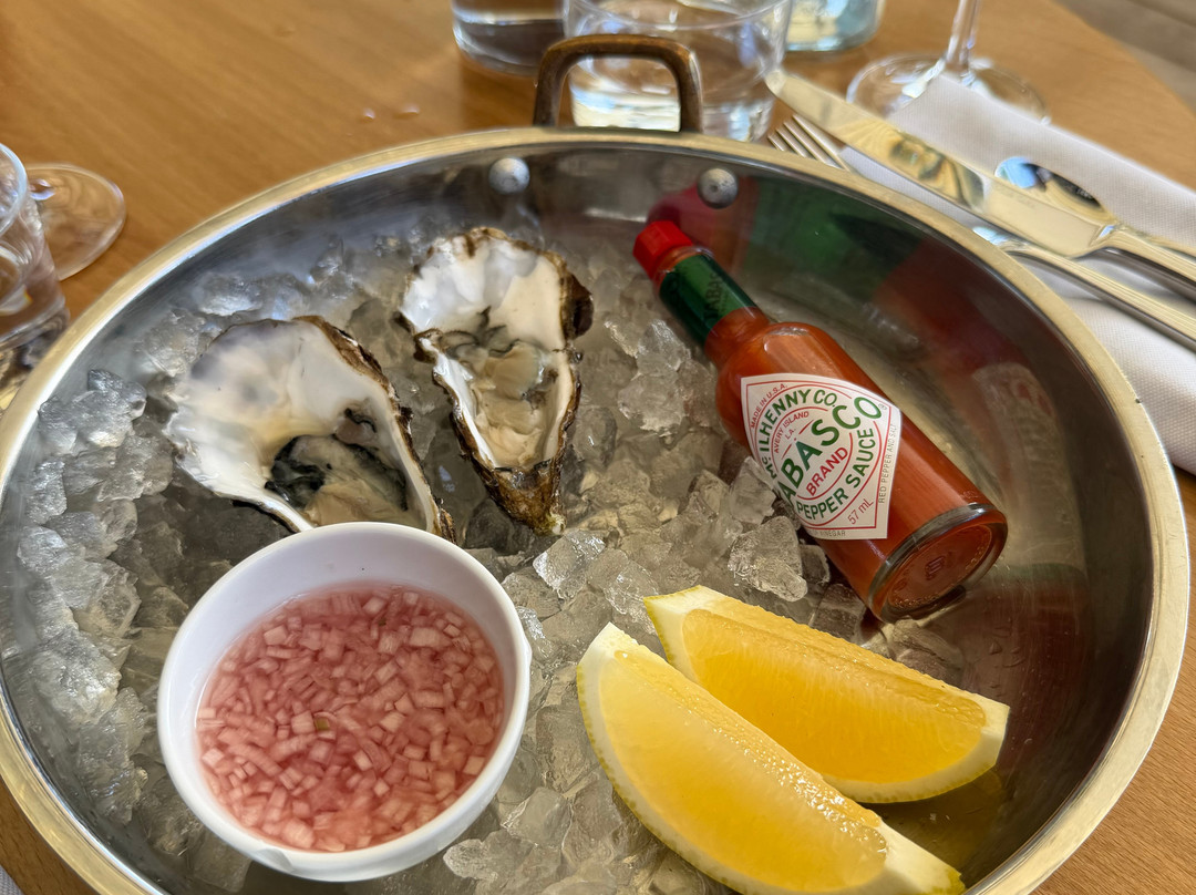 埃勒里海滩别墅酒店主图