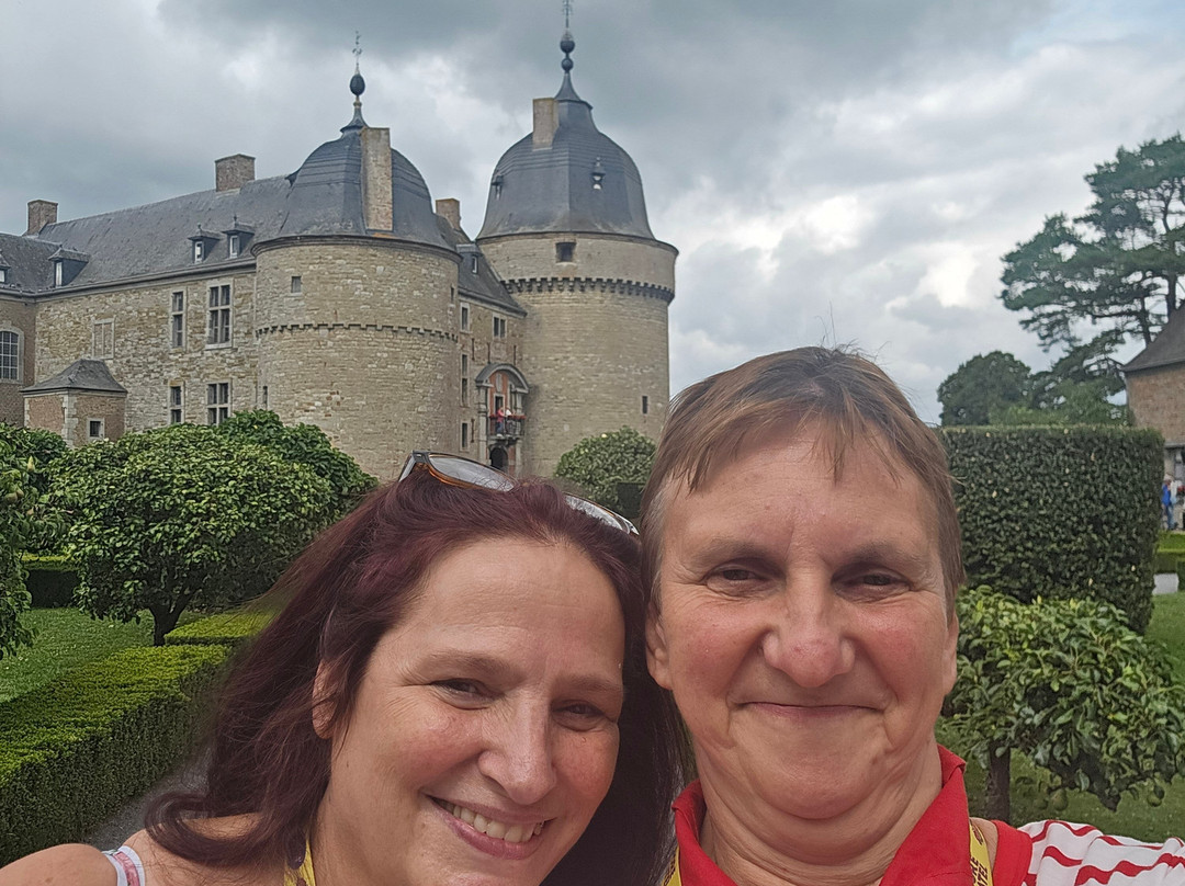 Le Chateau de Lavaux Sainte-Anne-Lavaux-Sainte-Anne必去景点
