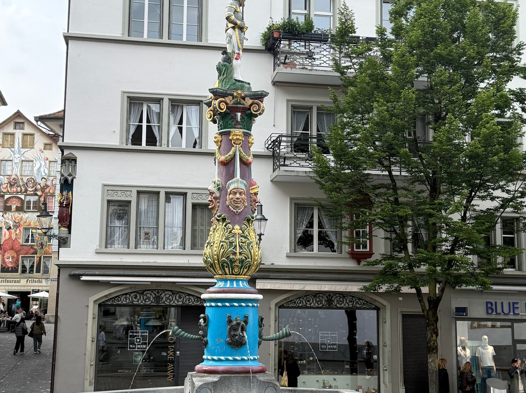 Fritschibrunnen-卢塞恩必去景点