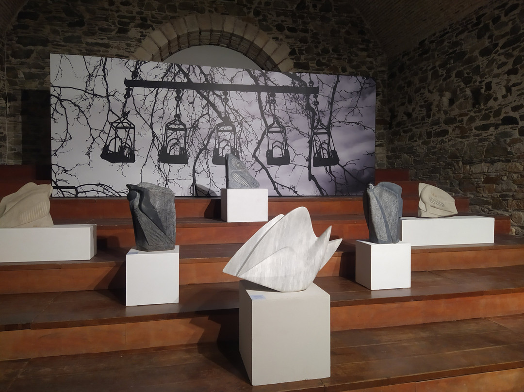 Cyclades Art gallery-埃尔穆波利必去景点