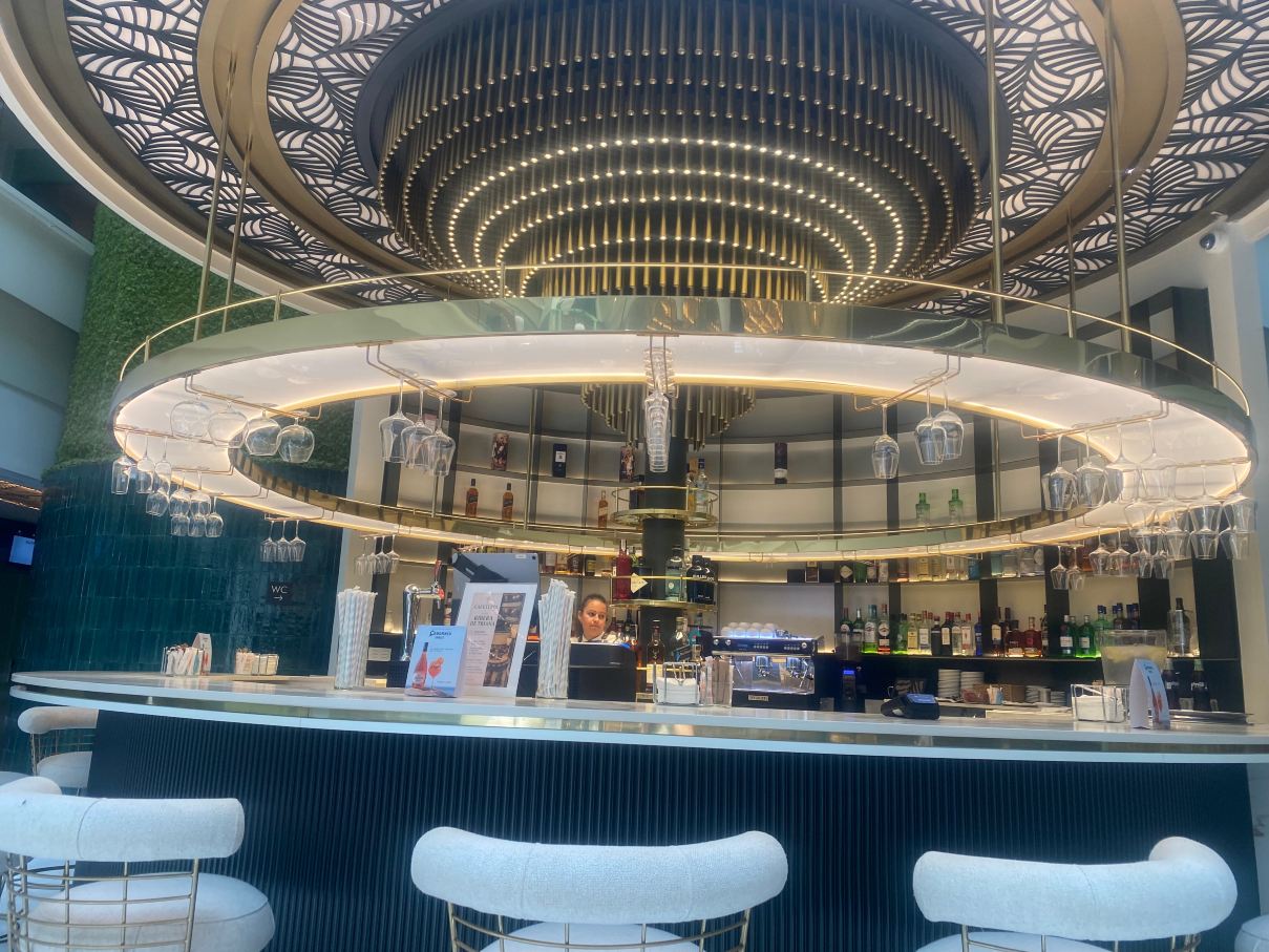 里贝拉特里亚纳酒店-旅行者