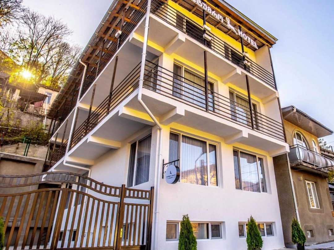 Hotel Caucasus Borjomi