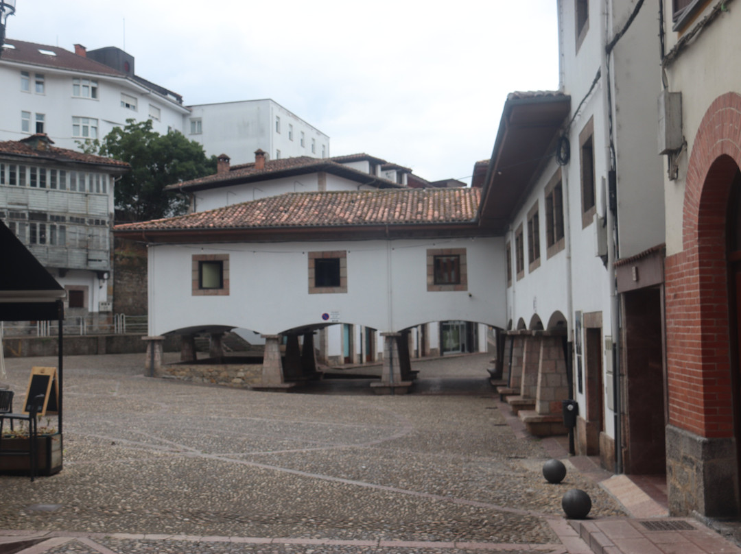 Dominical Market-Cangas de Onis必去景点