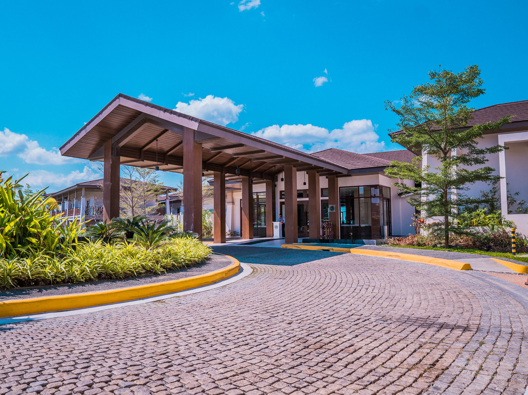 苏比克湾自由贸易区酒店住宿-ACEA Subic Beach Resort