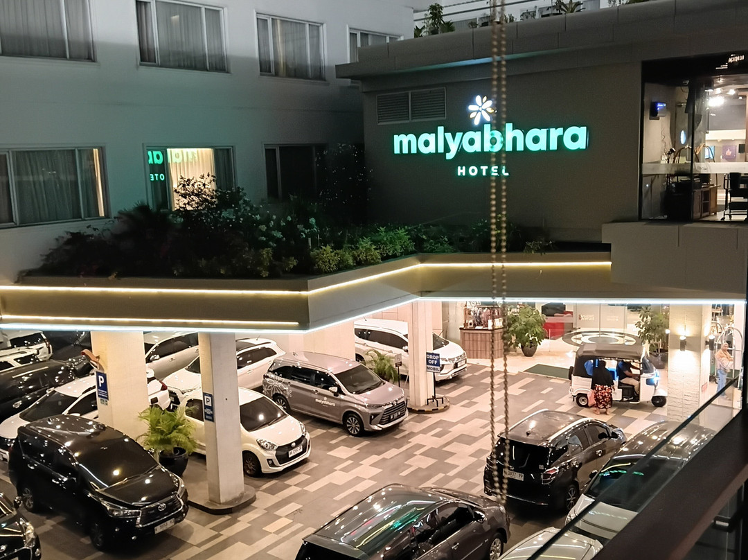 Malyabhara Hotel Yogyakarta Malioboro主图
