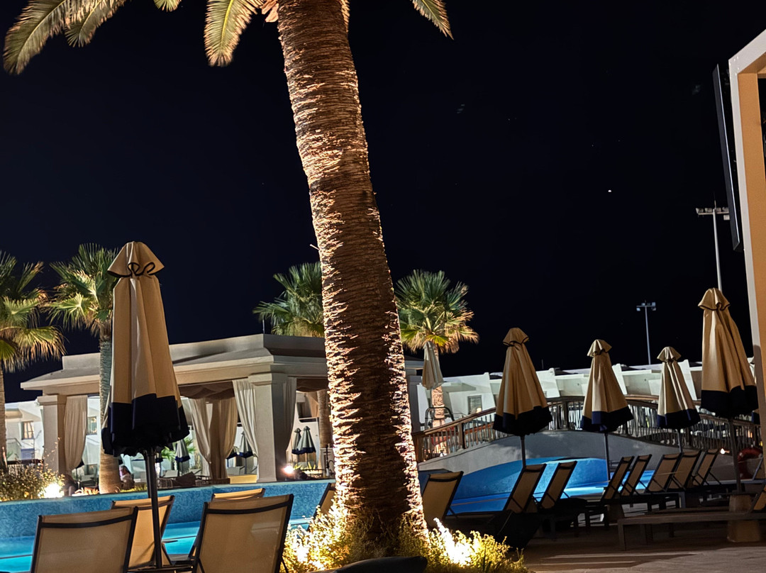 Atlantica Ocean Beach Resort主图