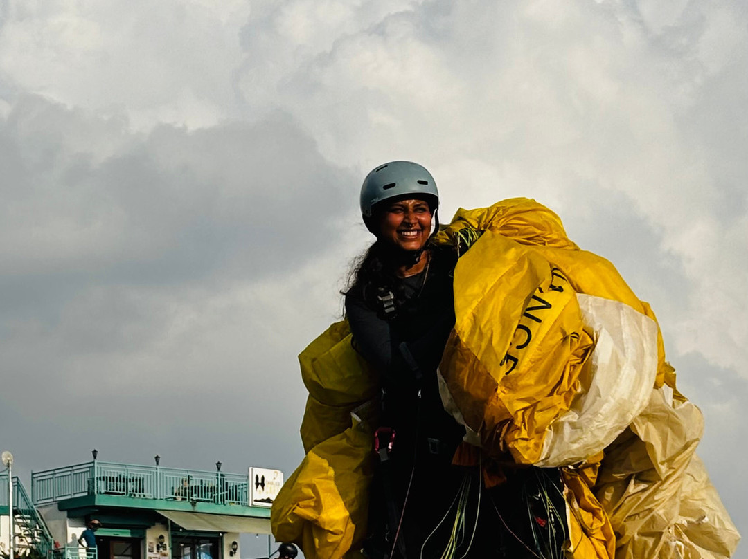 Skylark School of Paragliding-Bir必去景点