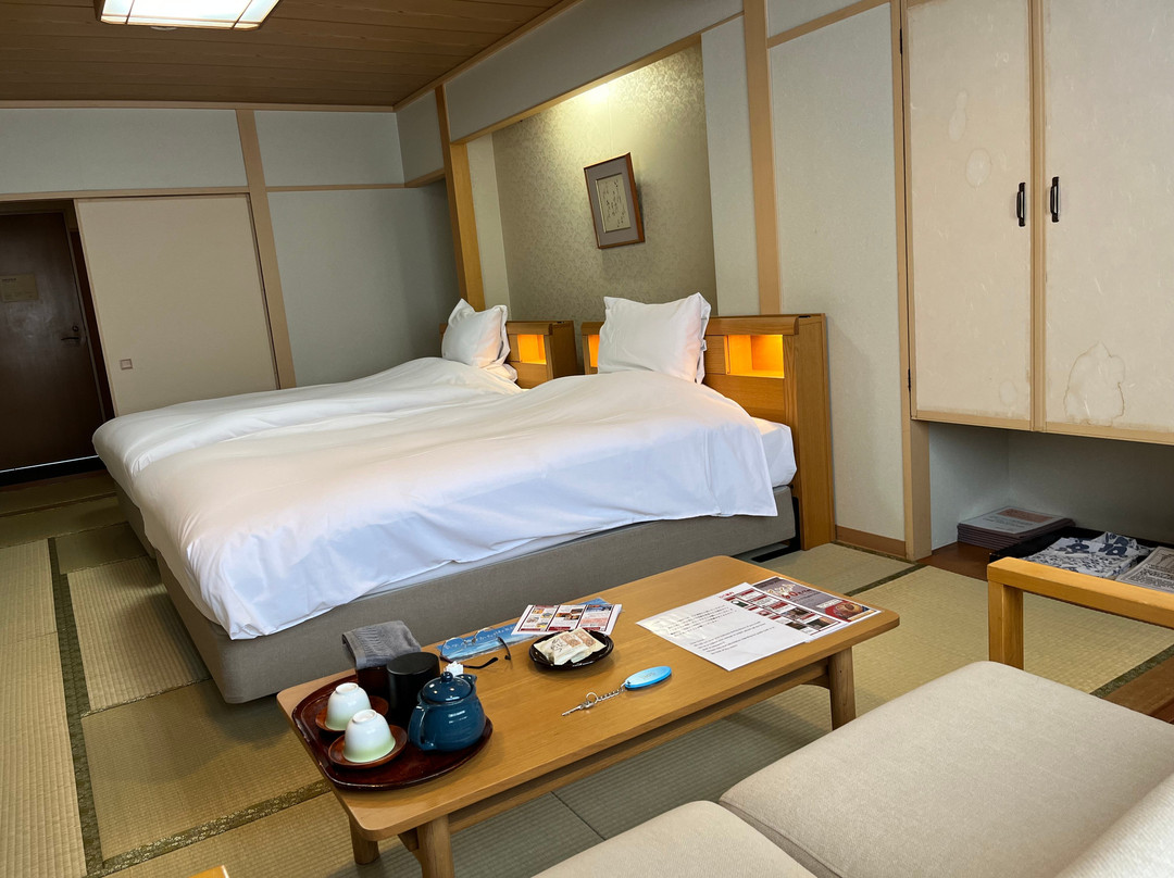 椿野酒店主图