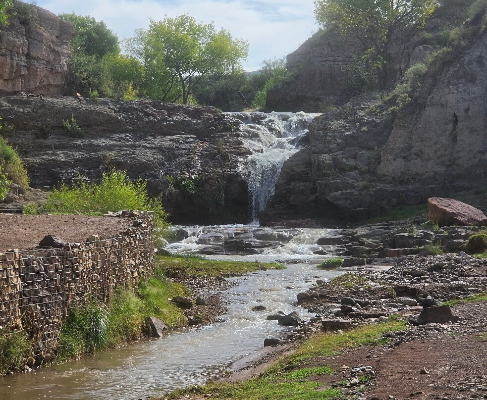 Tularosa Falls-Tularosa必去景点