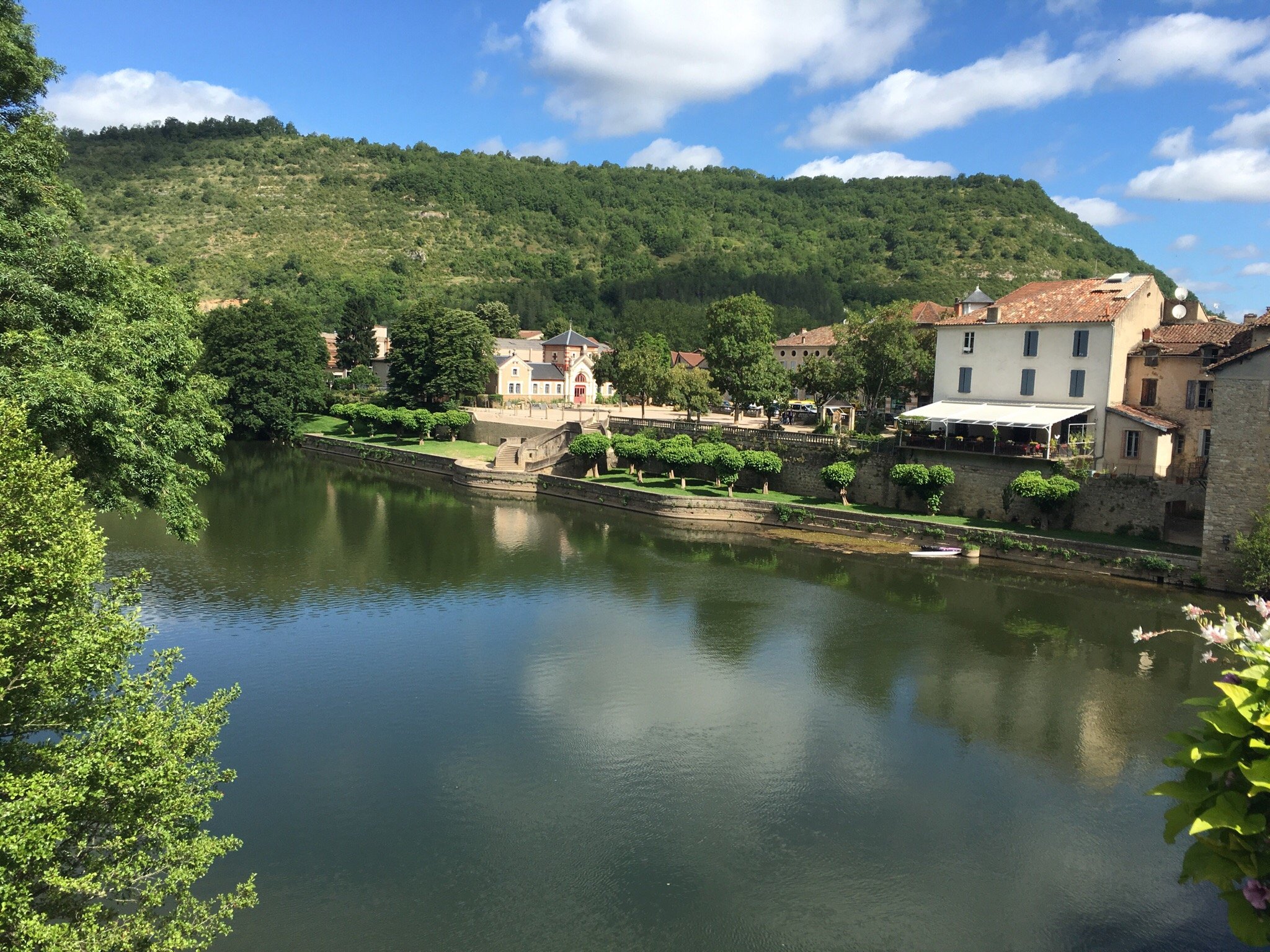 La Roane Yoga & Creativity Centre-官方