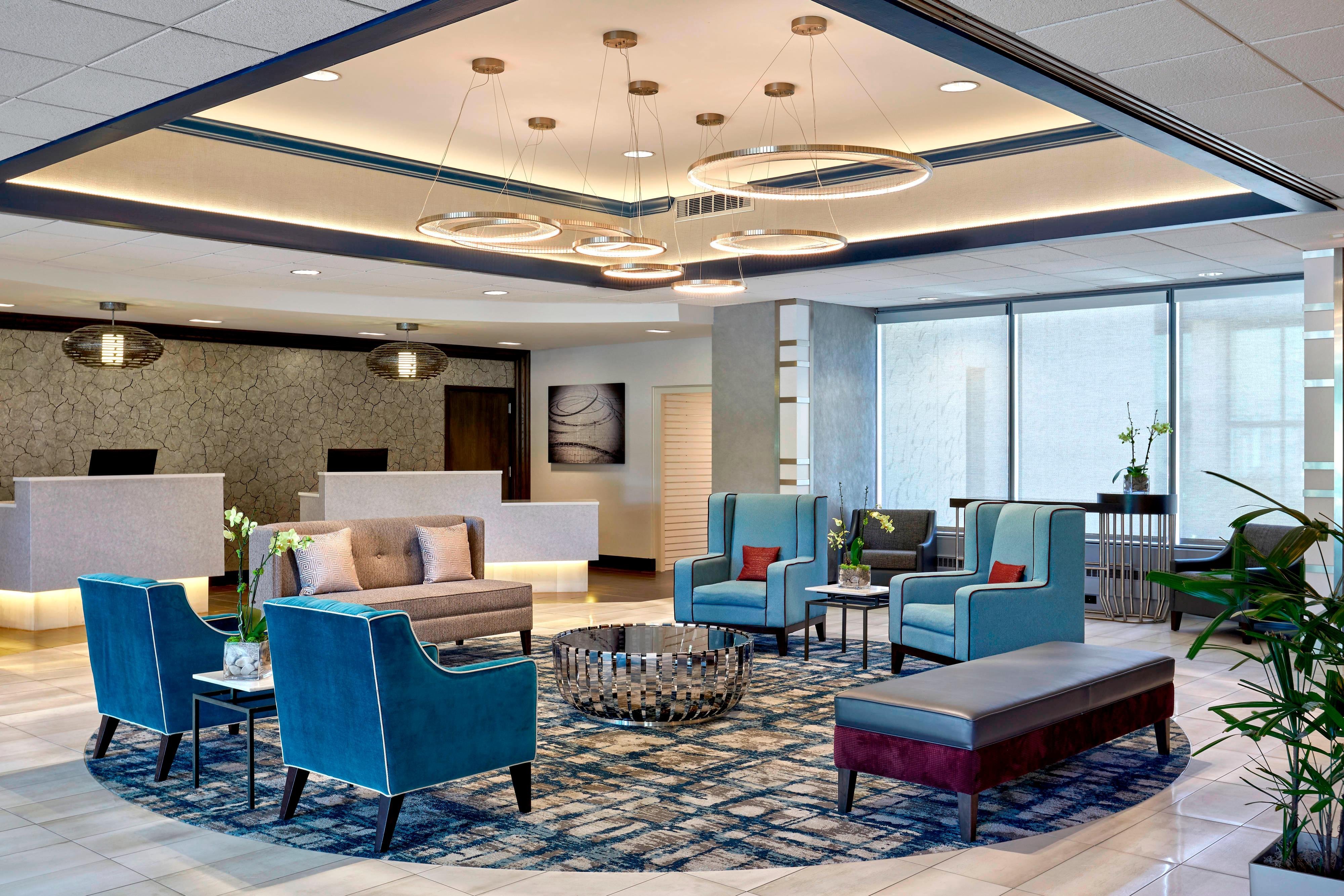 Sheraton Milwaukee Brookfield Hotel-官方