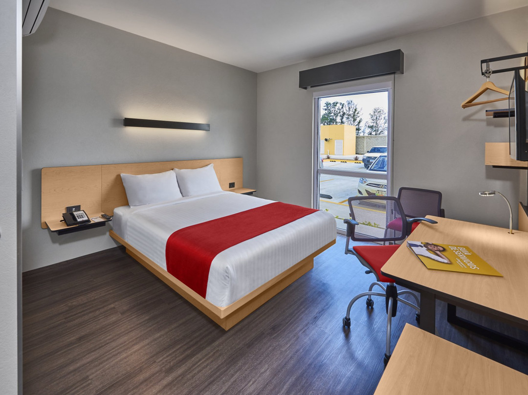 City Express by Marriott Celaya Galerias主图