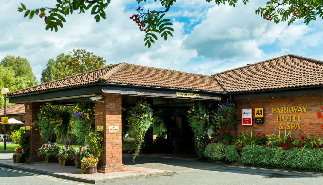 贝斯特韦斯特林荫道酒店主图