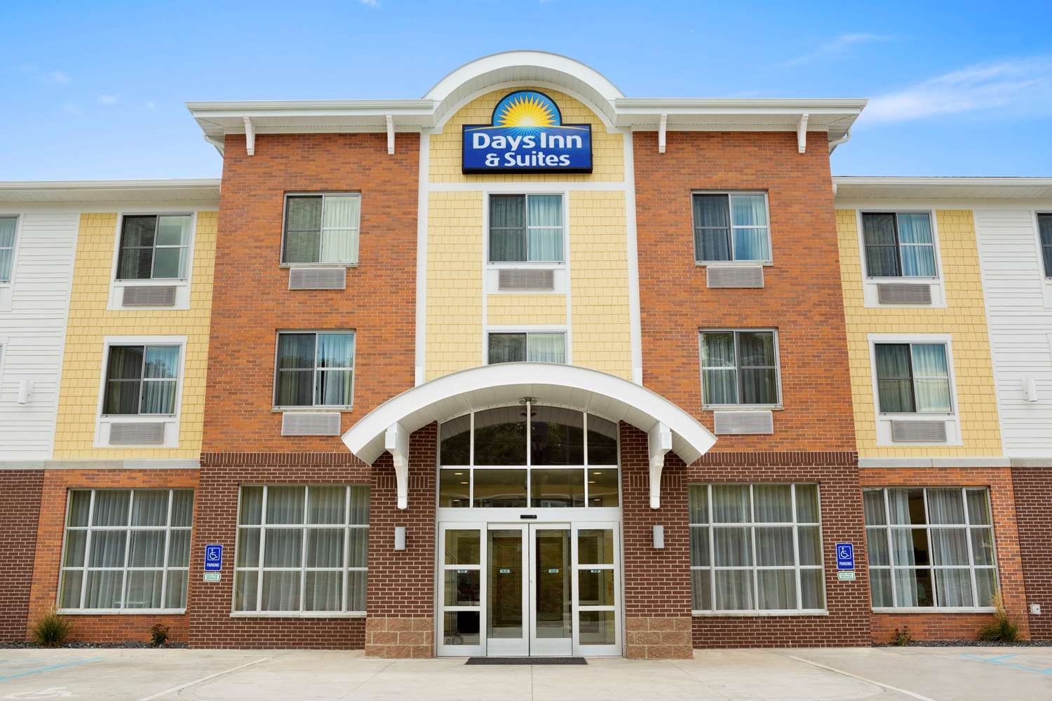 Days Inn & Suites by Wyndham Caldwell-官方