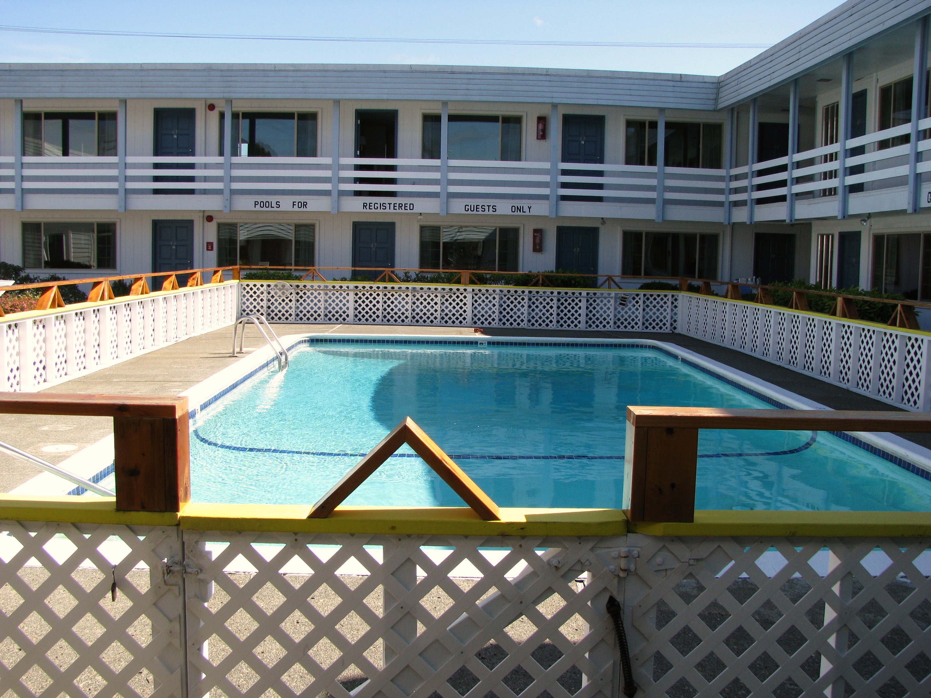 Travelodge by Wyndham Florence-泳池