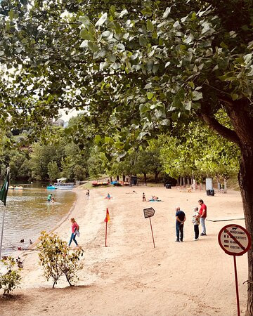 Praia de Bitetos景点图片