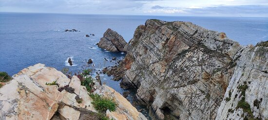 Faro de Cabo Penas景点图片