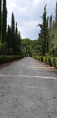 Monument Baron Pierre de Coubertin-奥林匹亚必去景点