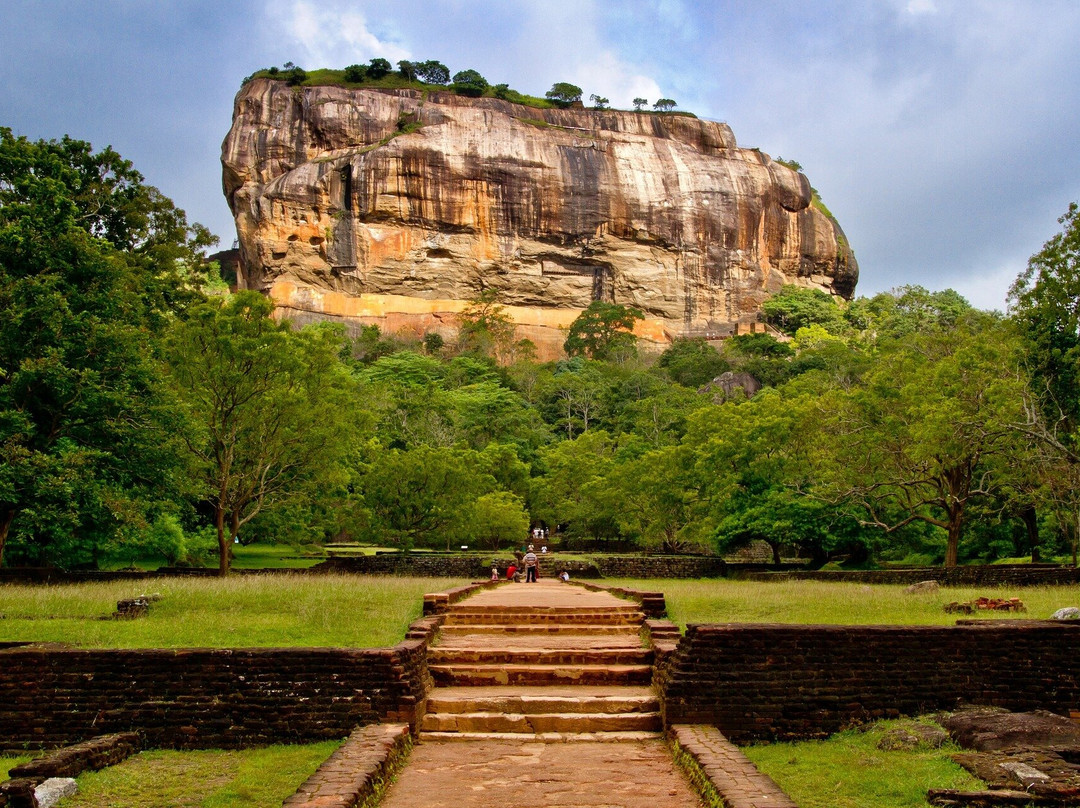 Explore Habarana Tours景点图片