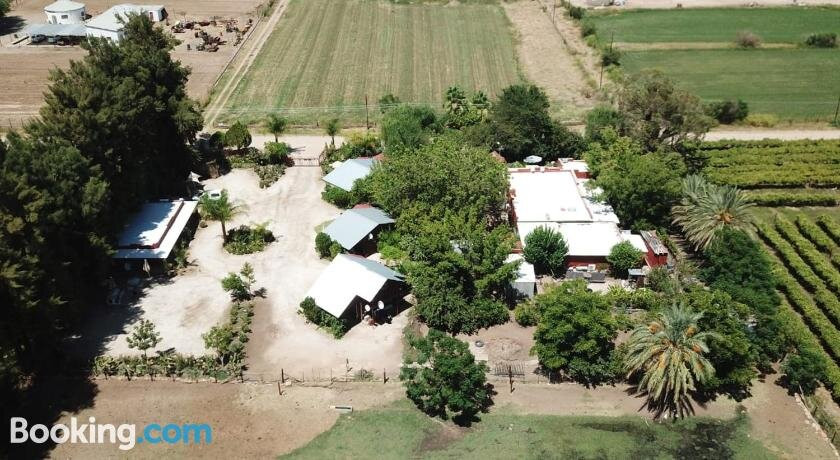 Two Palms Guesthouse